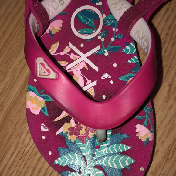 Girls, Roxy, Flips Flops - Picture 2 of 4